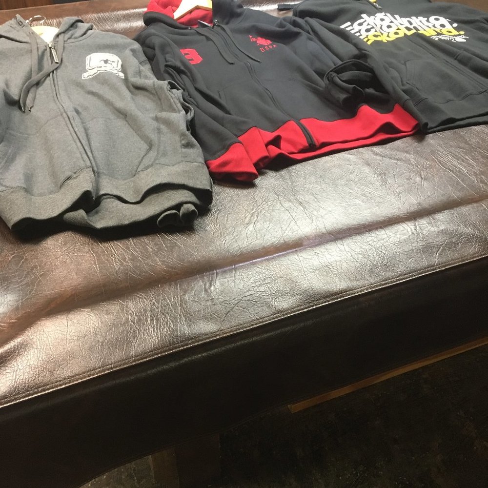 Sweratshirts